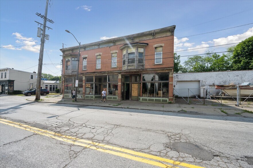 More Photos Of 5505 Lorain Ave, Cleveland Storefront Retail Residential For Sale