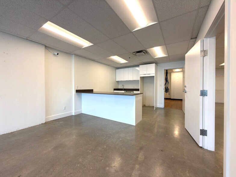 More Photos Of 118-128 W 6th Ave, Vancouver Apartments For Lease
