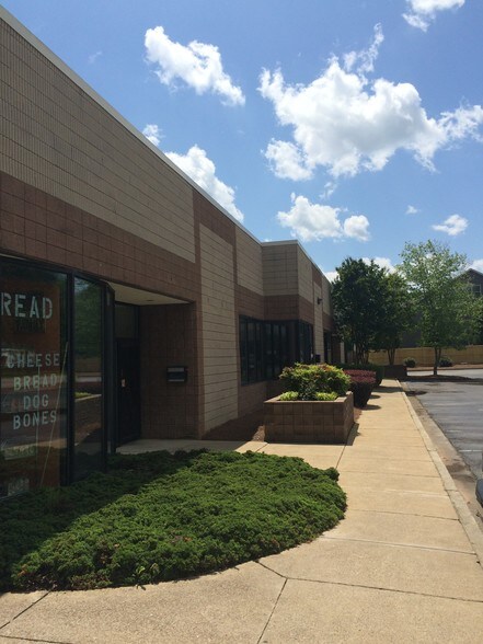 More Photos Of 1600 Roswell St SE, Smyrna Light Distribution For Lease