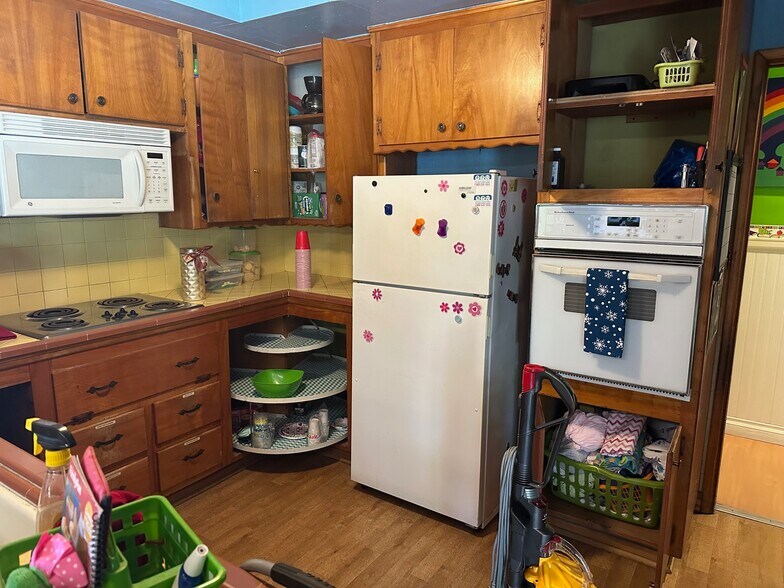 More Photos Of 2100 E Lambert Rd, La Habra Contractor Storage Yard For Sale