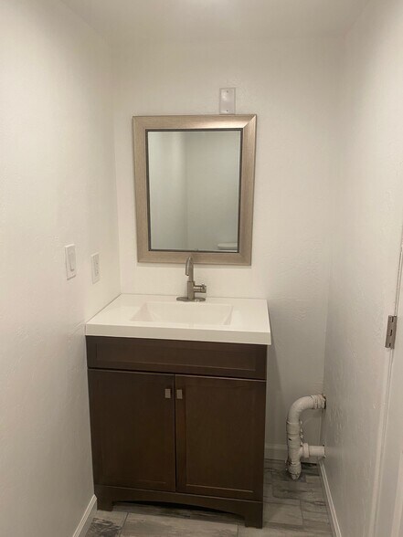 More Photos Of 1157-1197 E Fry Blvd, Sierra Vista Storefront For Lease