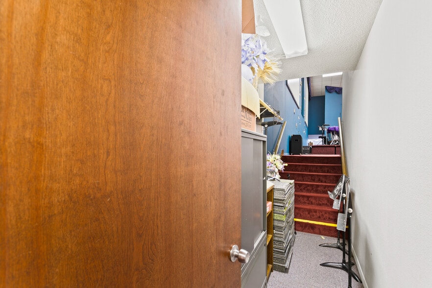 More Photos Of 3601 E Moody Blvd, Bunnell Religious Facility For Sale