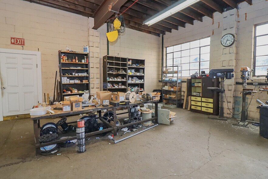 More Photos Of 704 California Ave, Rochester Industrial For Sale