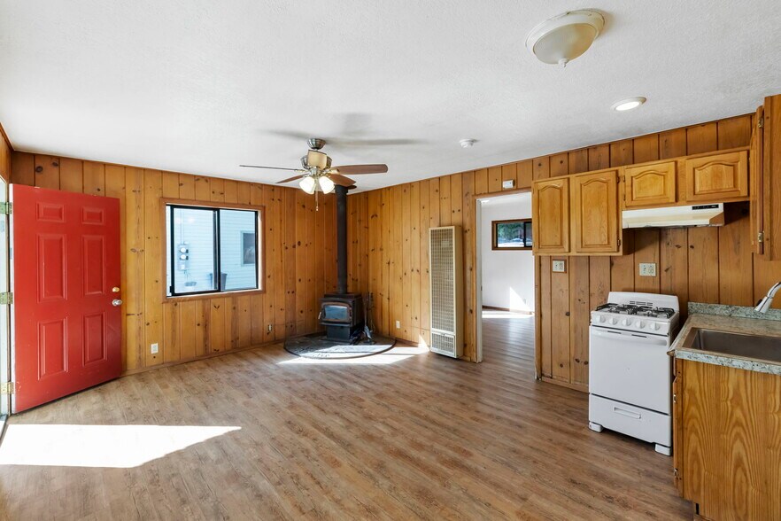 More Photos Of , Willits Unknown For Sale