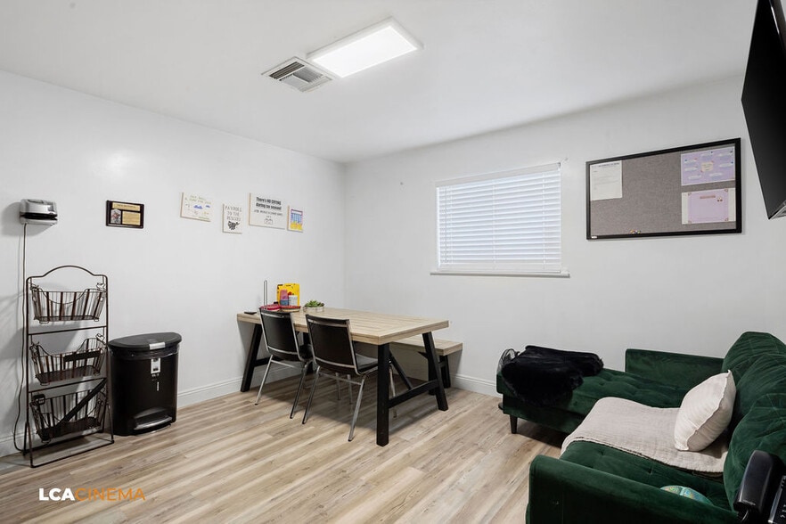 More Photos Of 3723 Wilson Rd, Bakersfield Office For Lease