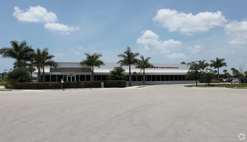 Primary Photo Of 16160 Performance Way, Naples Warehouse For Lease