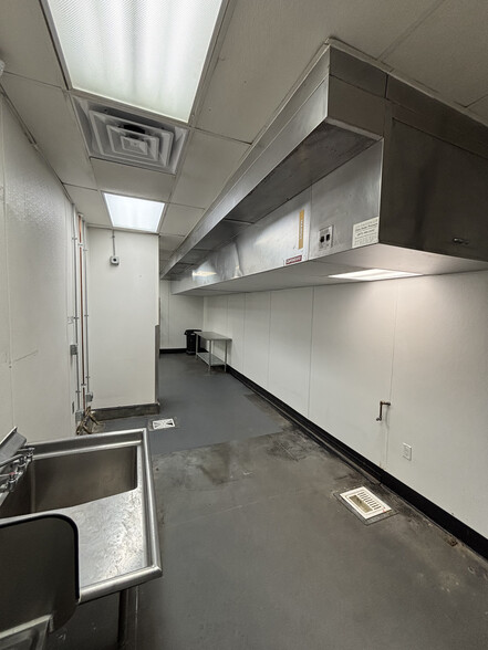 More Photos Of 10378 Ocean Hwy, Pawleys Island Restaurant For Lease