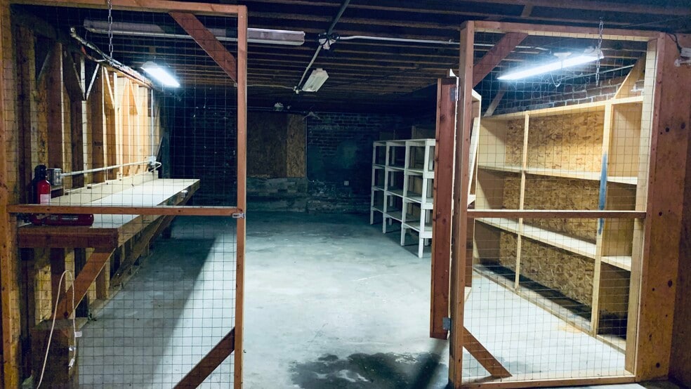 More Photos Of 635 Main St, Red Bluff General Retail For Sale