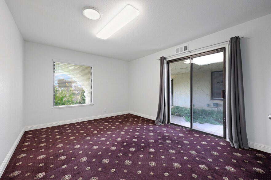 More Photos Of 970 Petit Ave, Ventura Medical For Sale