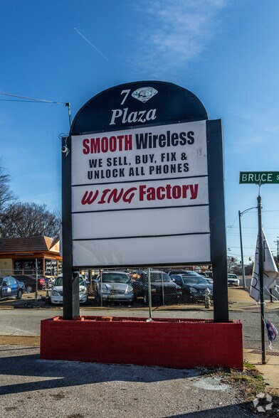 More Photos Of 2276-2282 Park Ave, Memphis General Retail For Lease