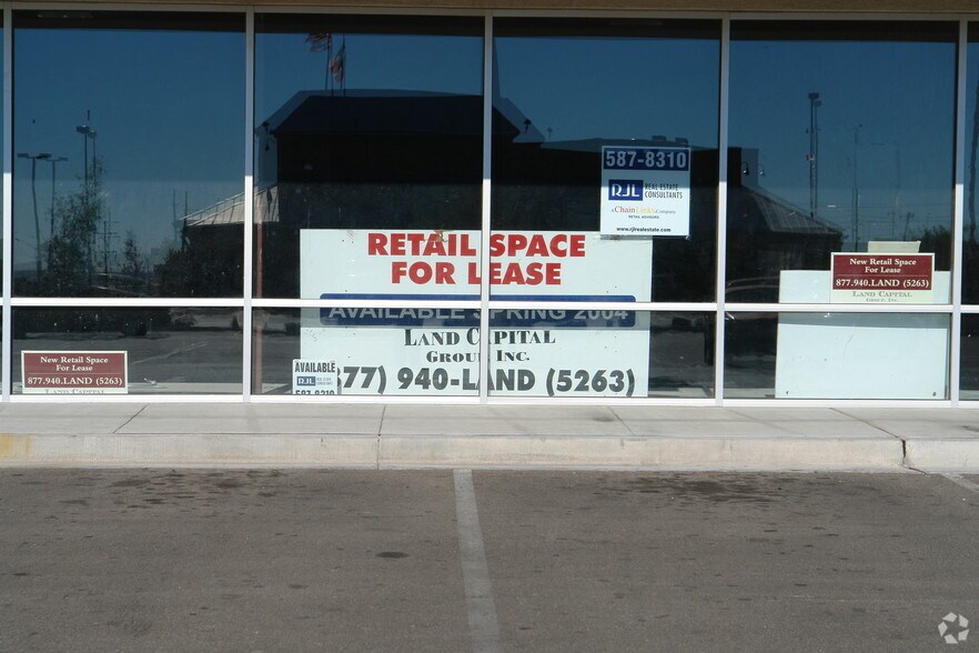 More Photos Of 10705 Gateway West Blvd, El Paso Freestanding For Lease