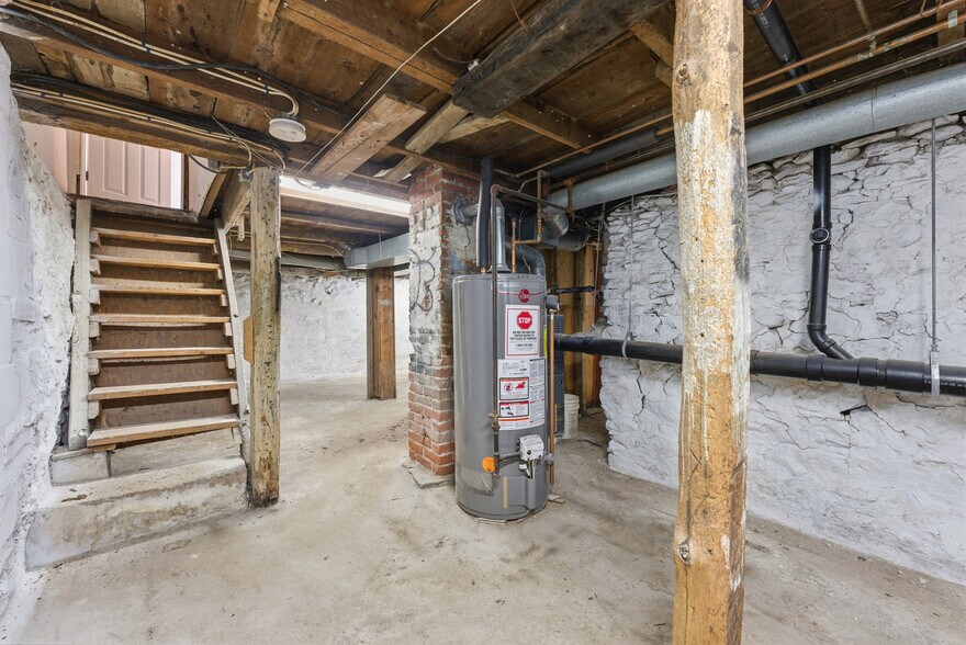 More Photos Of 285-289 East St, Ludlow Apartments For Sale