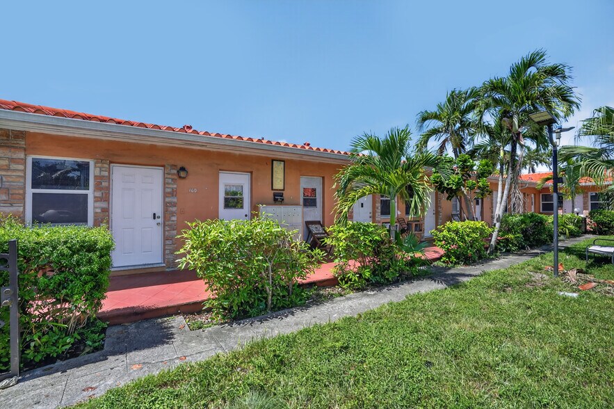 More Photos Of 140 SW 30th Ct, Miami Apartments For Sale
