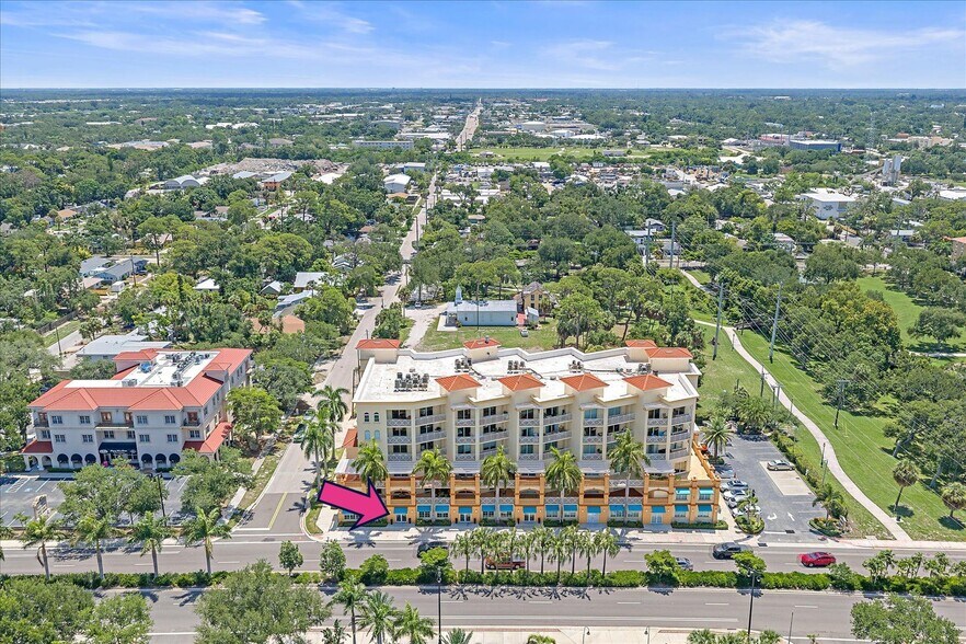 More Photos Of 1188 N Tamiami Trl, Sarasota Office Residential For Lease