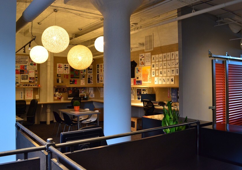 More Photos Of 2675 W Grand Ave, Chicago Apartments For Lease