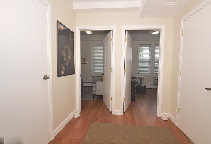 More Photos Of 50 Hempstead Ave, Lynbrook Medical For Sale