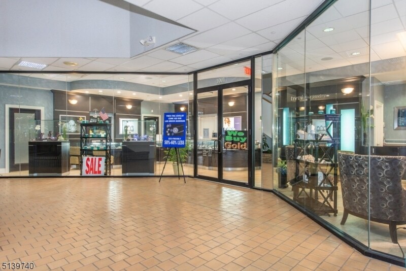 1001 McBride Ave, Woodland Park, NJ 07424 Storefront Retail Office