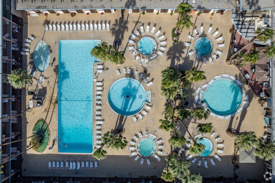 More Photos Of 10805 Palm Dr, Desert Hot Springs Hotel For Sale