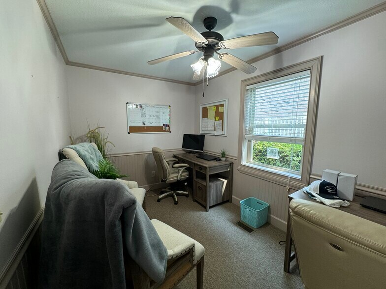 More Photos Of 112 Wright Dr, Milledgeville Office For Sale