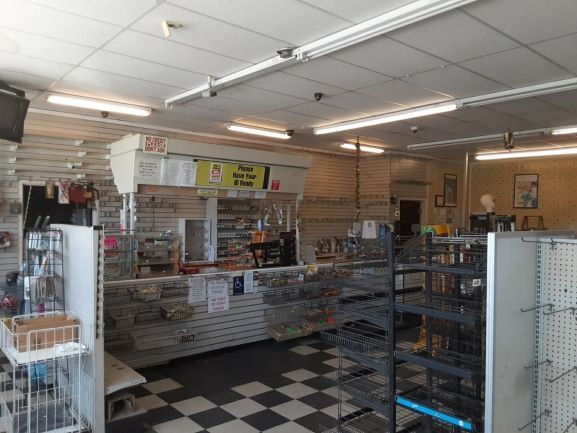 More Photos Of 800 N H St, Lompoc Convenience Store For Sale