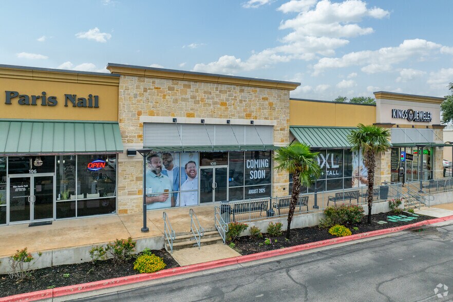 More Photos Of 3941 S Interstate 35, San Marcos Storefront For Sale