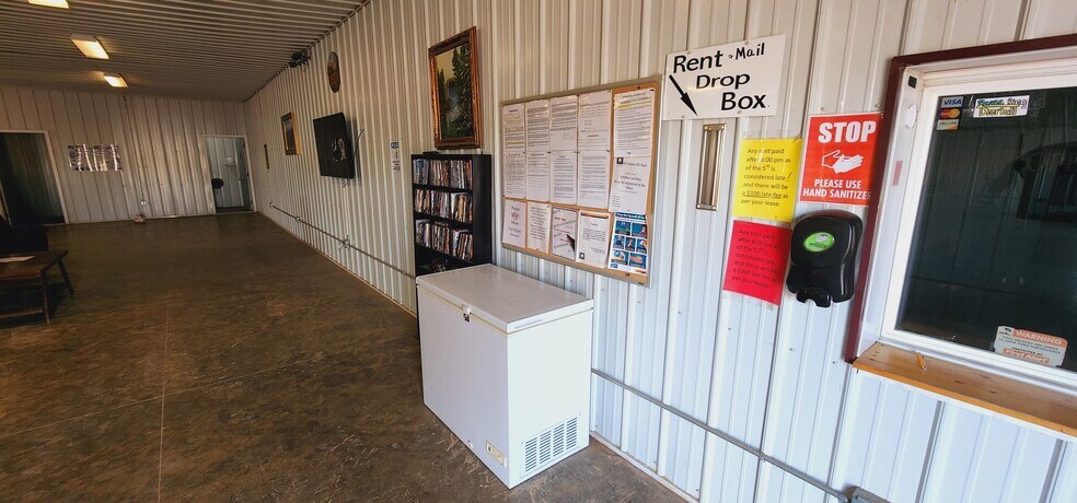 More Photos Of 2052 NW 125th Ave, Watford City Self Storage For Sale