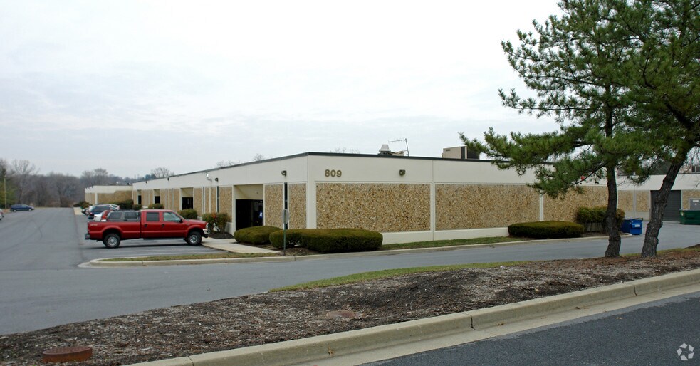 More Photos Of 809 Barkwood Ct, Linthicum Flex For Lease