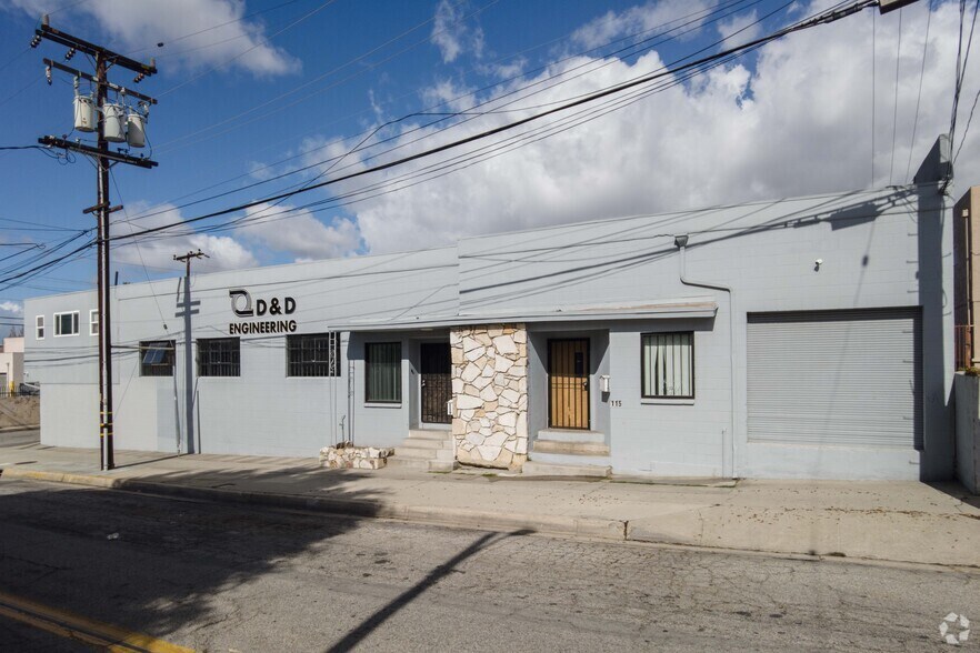 Primary Photo Of 115 W Hyde Park Blvd, Inglewood Manufacturing For Lease