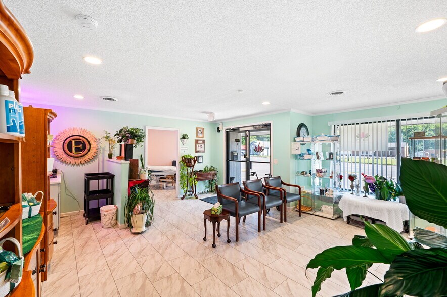 More Photos Of 910 E Garrison Blvd, Gastonia General Retail For Sale
