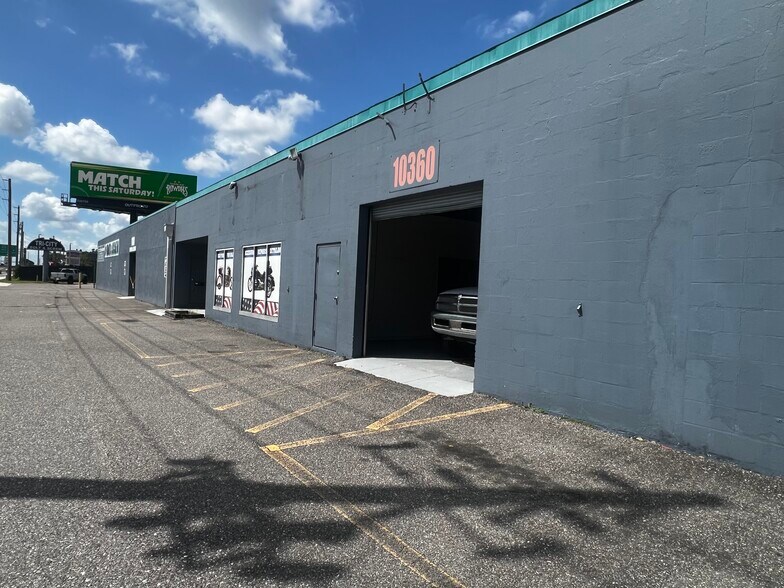 More Photos Of 10300 Us Highway 19 N, Pinellas Park Manufacturing For Sale