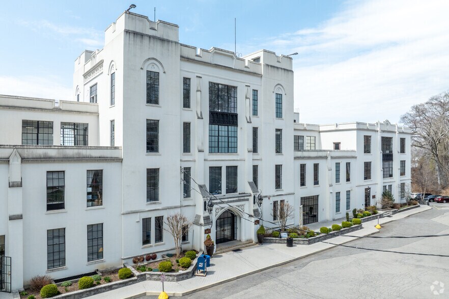 More Photos Of 145 Palisade St, Dobbs Ferry Coworking Space