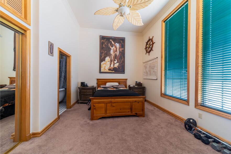 More Photos Of 796 W Evan Hewes, El Centro Restaurant For Sale