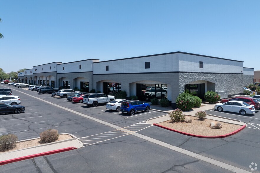 More Photos Of 7143 E Southern Ave, Mesa Showroom For Lease