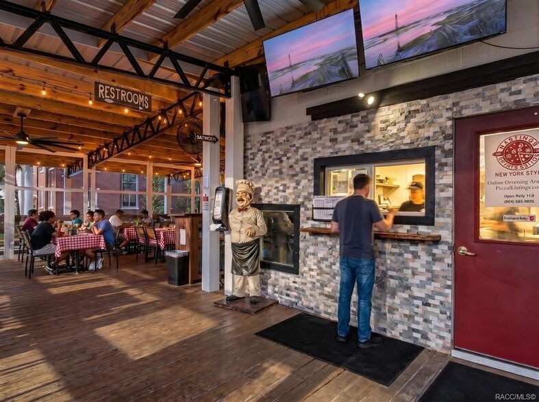 More Photos Of 125 N Main St, Hastings Restaurant For Sale