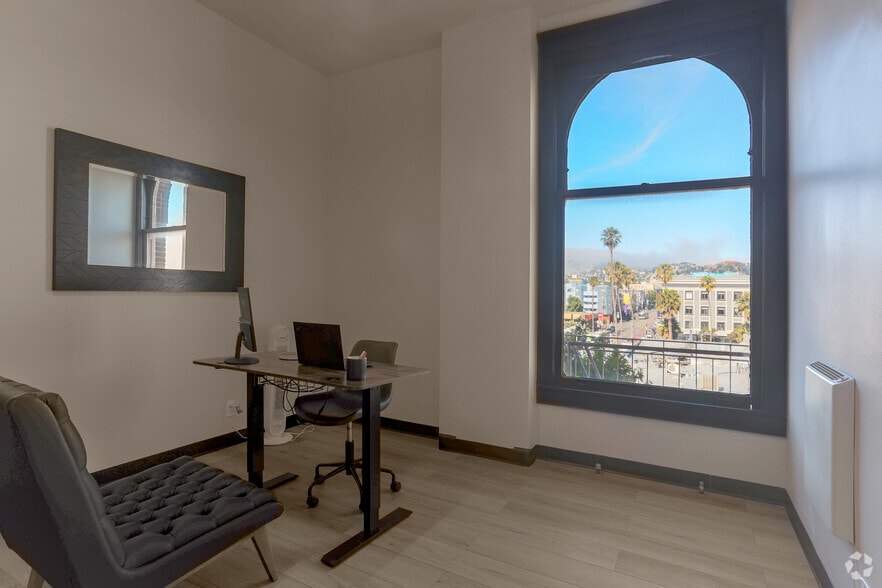 More Photos Of 2940 16th St, San Francisco Loft Creative Space For Lease