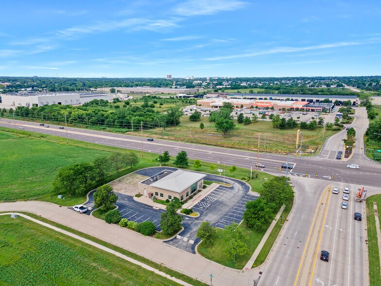 More Photos Of 2001 Shepard Rd, Normal Bank For Sale