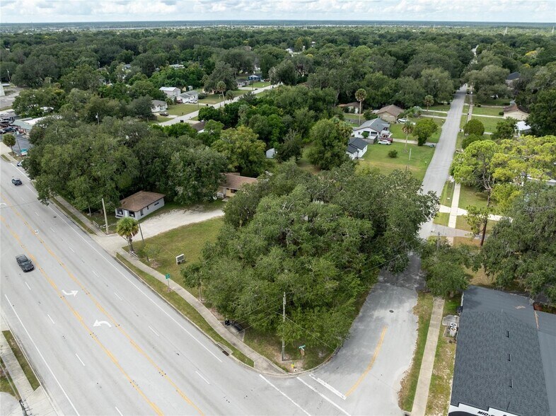 More Photos Of 124 S Charles Richard Beall Blvd, Debary Office For Sale