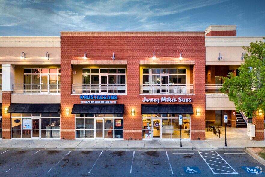 More Photos Of 2908 Oak Lake Blvd, Charlotte Unknown For Lease