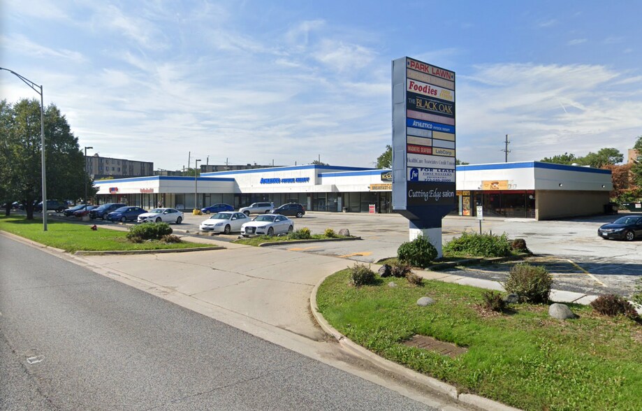 More Photos Of 9600-9652 S Pulaski Rd, Oak Lawn Freestanding For Lease