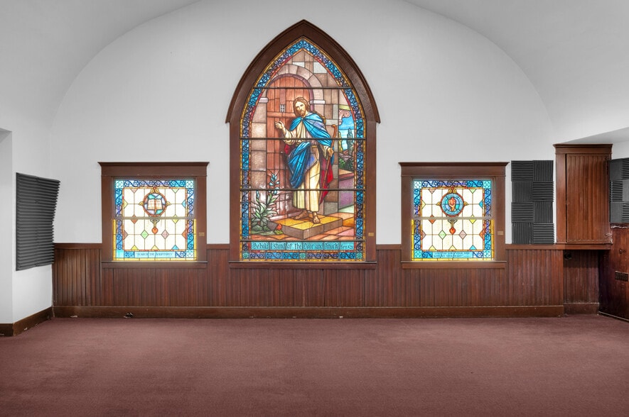 More Photos Of 1101 W Florence Ave, Los Angeles Religious Facility For Sale