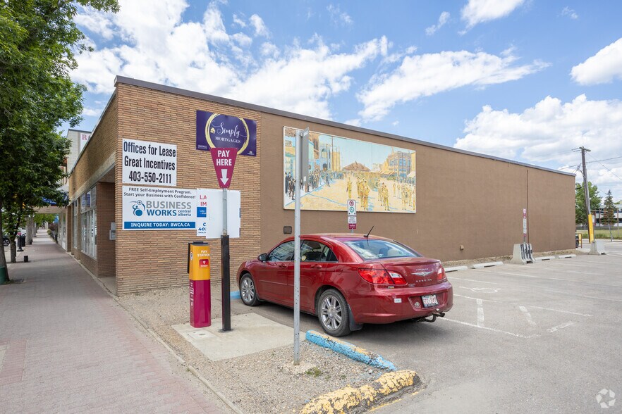More Photos Of 4730 50 St, Red Deer Storefront Retail Office For Sale