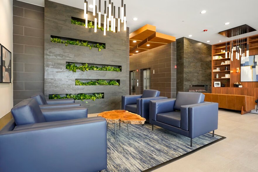 More Photos Of 9380 Station St, Lone Tree Office For Lease