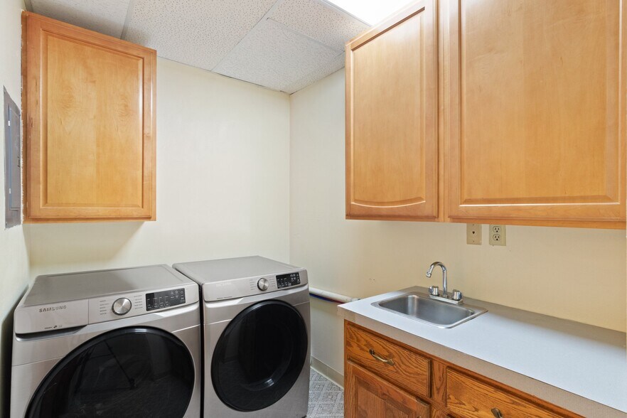 More Photos Of 5555 Erindale Dr, Colorado Springs Office Residential For Sale