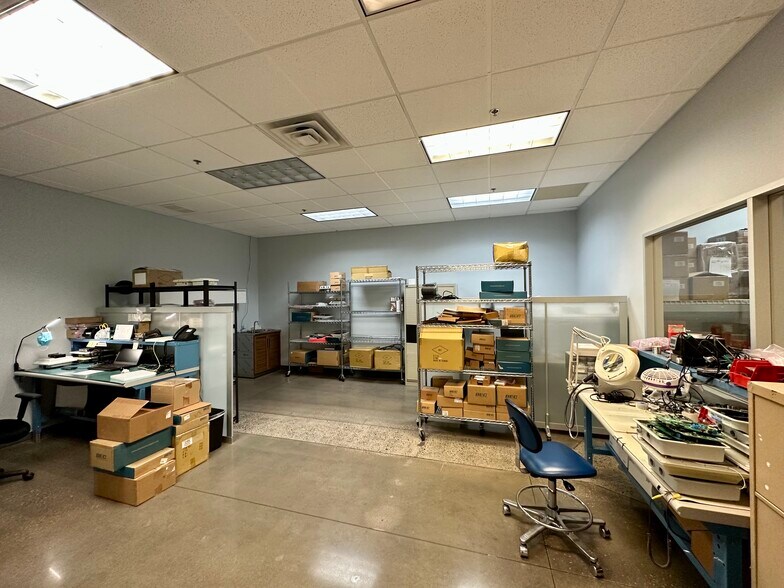 More Photos Of 3301 Matrix Dr, Richardson Research And Development For Sale