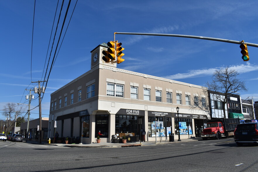 Primary Photo Of 2 Park Ave, Manhasset Office For Lease