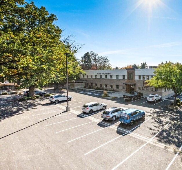 More Photos Of 4355 W Emerald St, Boise Office For Sale