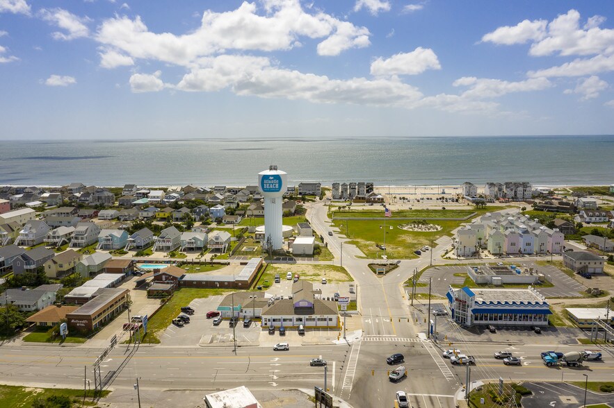 Primary Photo Of 100 E Fort Macon Rd, Atlantic Beach Restaurant For Sale