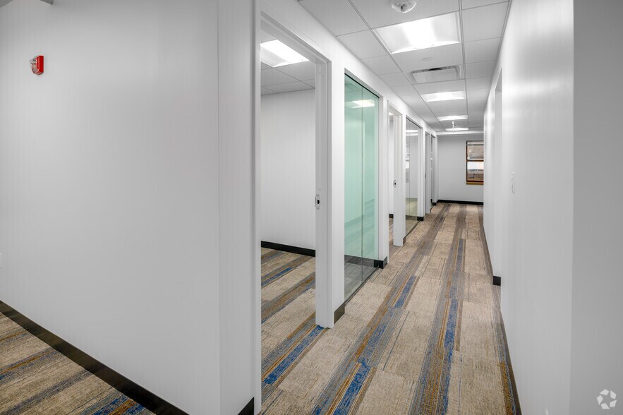 More Photos Of 1710 Rhode Island Ave NW, Washington Office For Lease