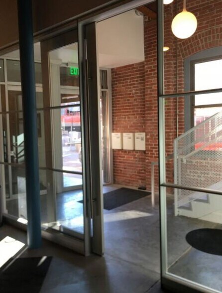More Photos Of 214 W 21st St, Kansas City Loft Creative Space For Sale