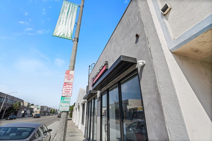 More Photos Of 3909-3917 E Anaheim St, Long Beach Storefront For Lease